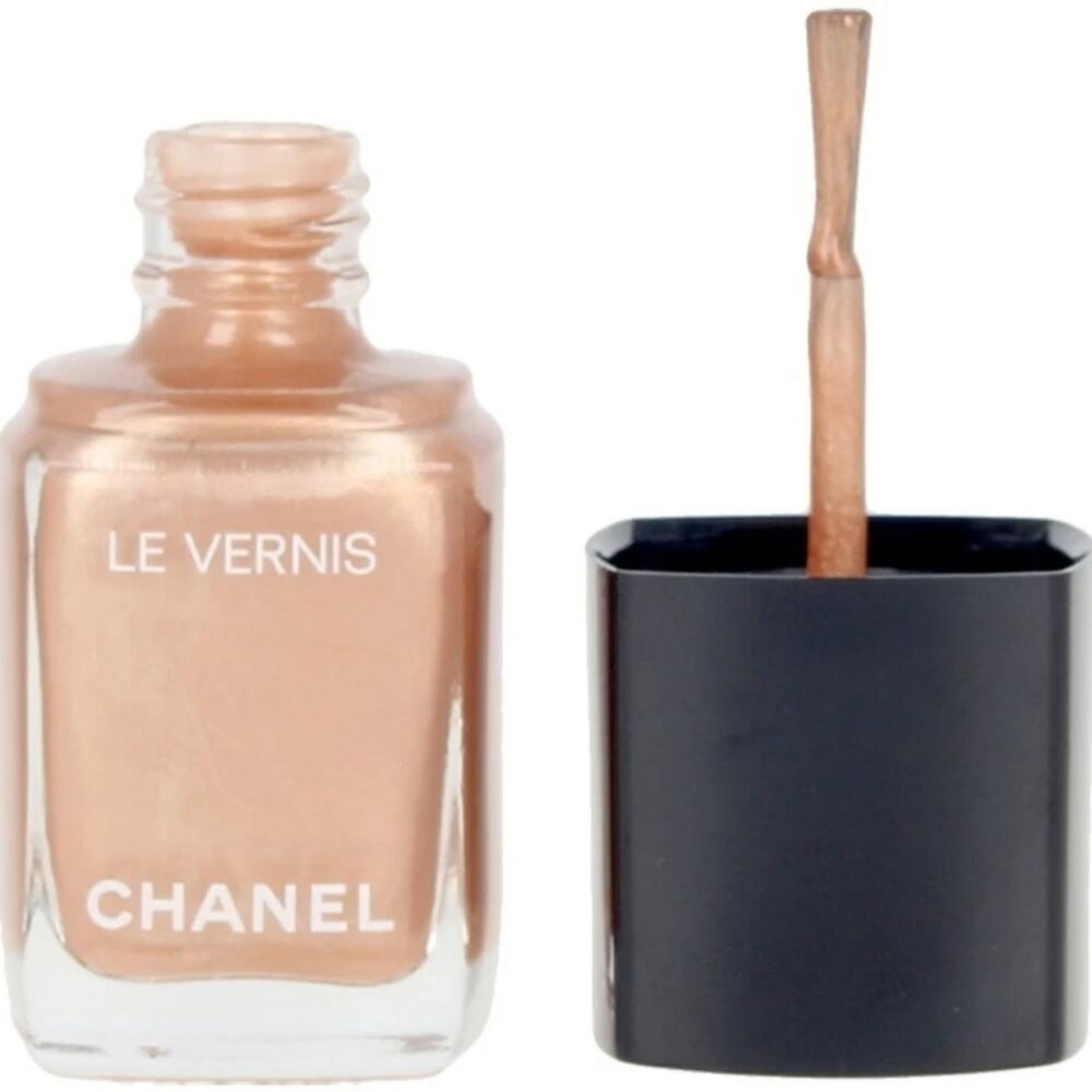 Chanel Le Vernis Nail Polish Longue Tenue Longwear 897 Golden Sand